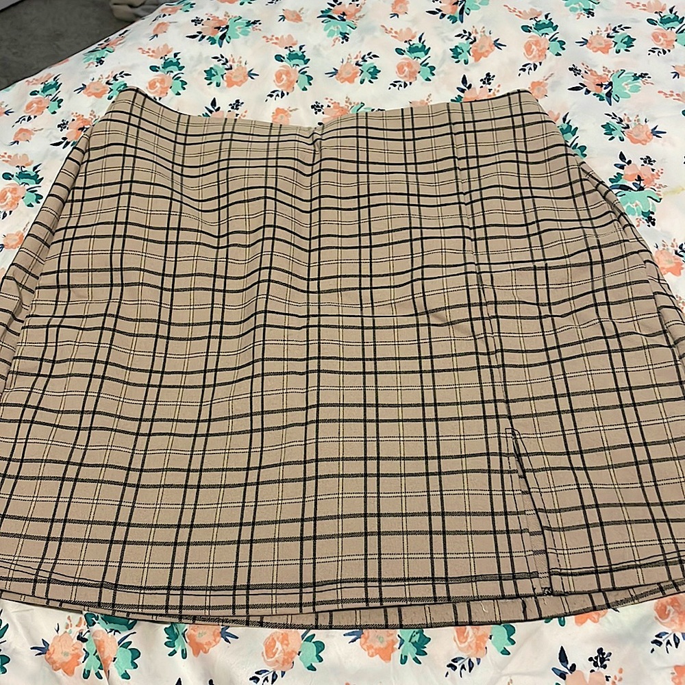 Plaid Skirt, Rue 21, Rarely Worn, Size Medium